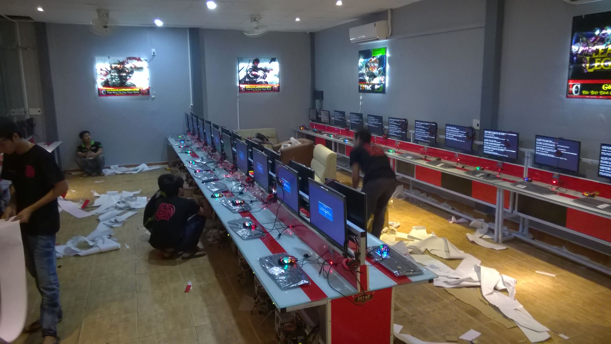 Thi công phòng game