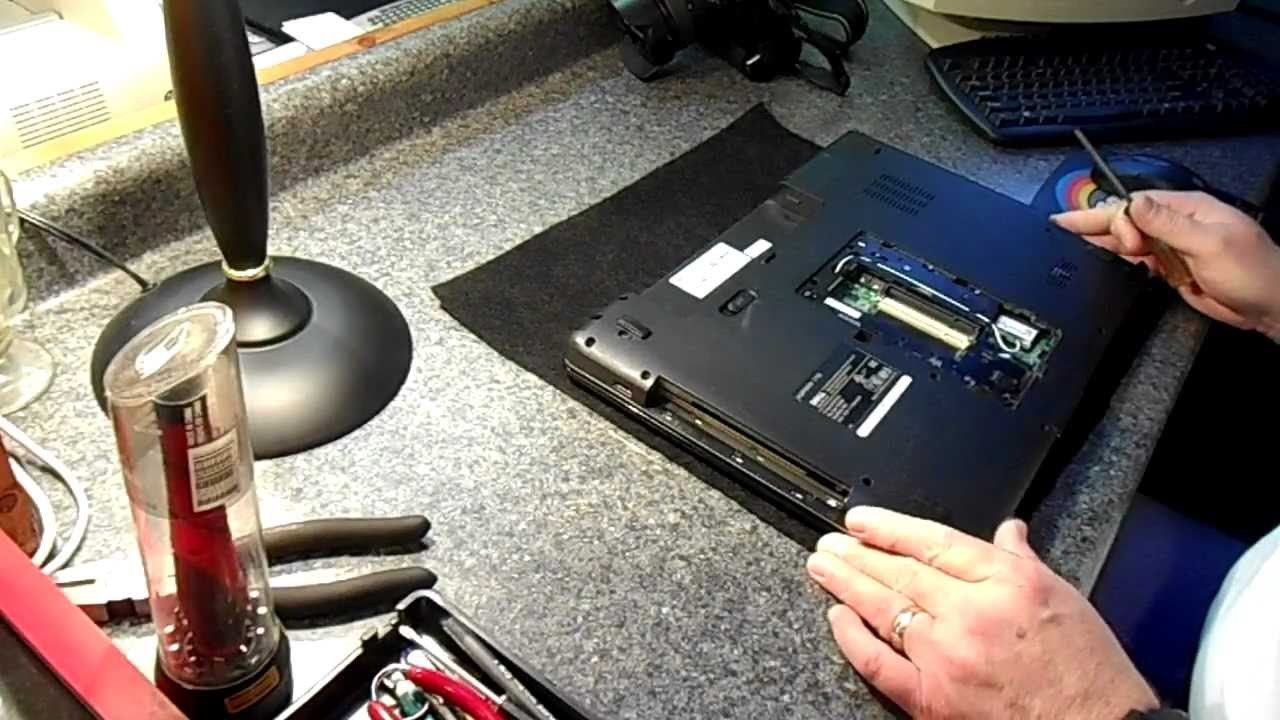 Vệ sinh laptop đường Thành Thái